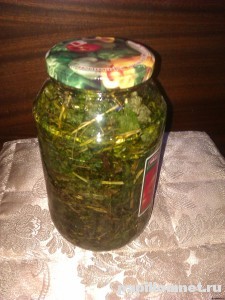 Настойка чистотела на спирту, изготовленная дома