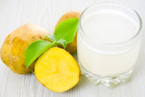 Свежий сок из картофеля